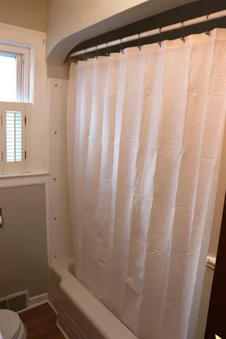 $2,200 | 32 1/2 Gilman Street, Nashua, NH 03060