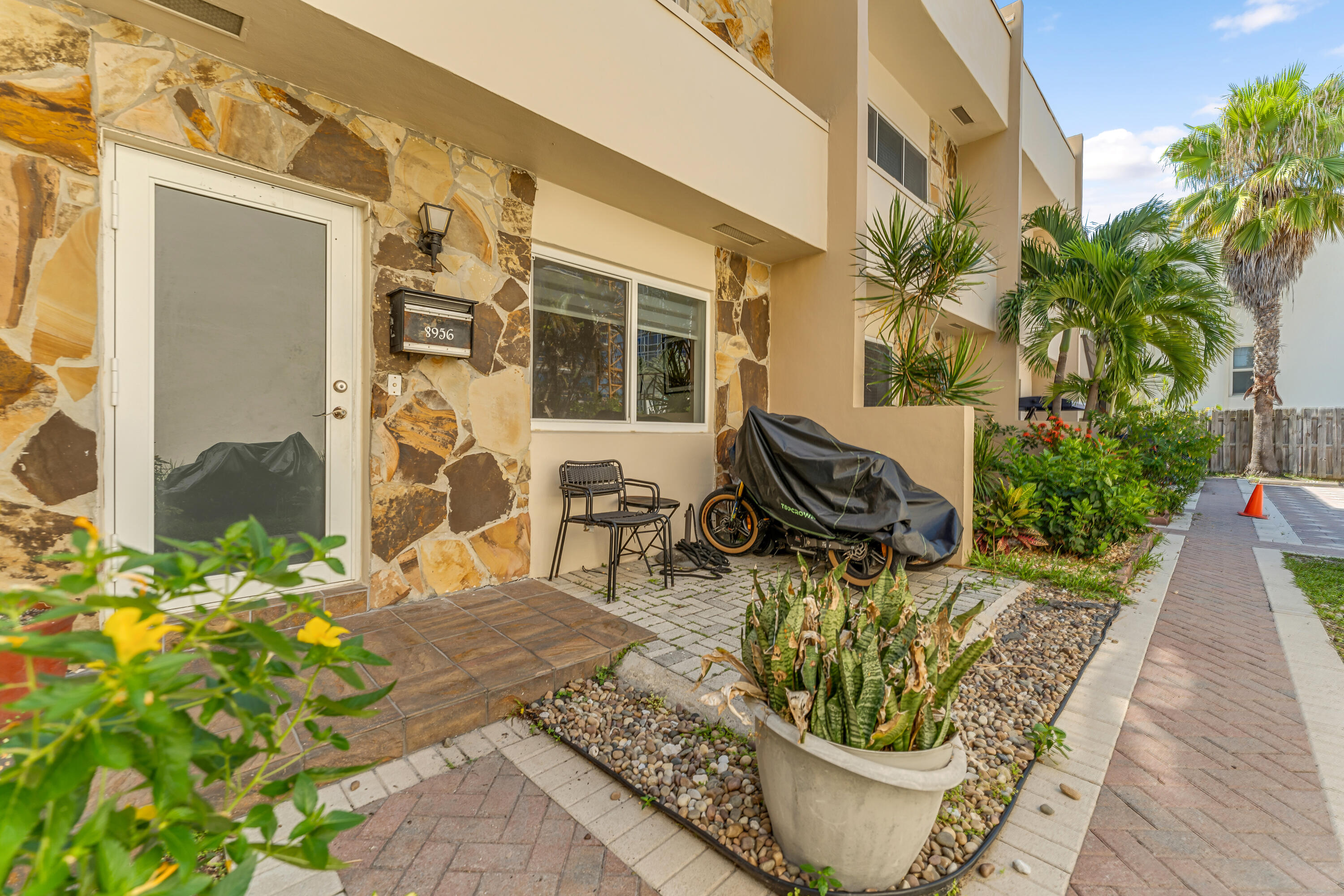 8956 Collins Avenue, Unit 4 Surfside, FL 33154 - Photo 9 of 34 dsc04584-dsc04588