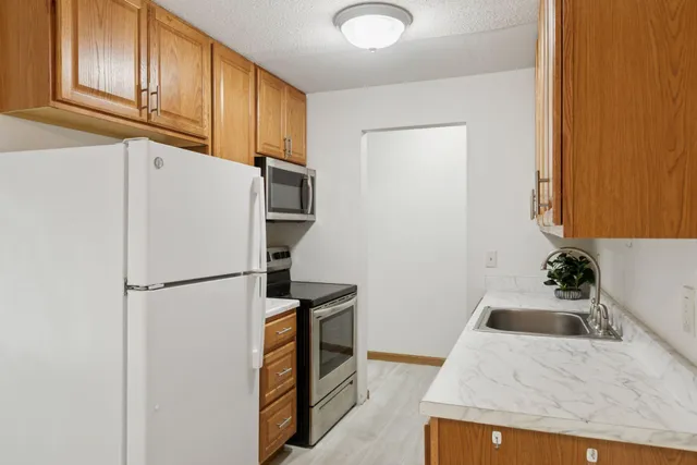 $119,500 | 3399 Kent Street, Unit 211, Shoreview, MN 55126