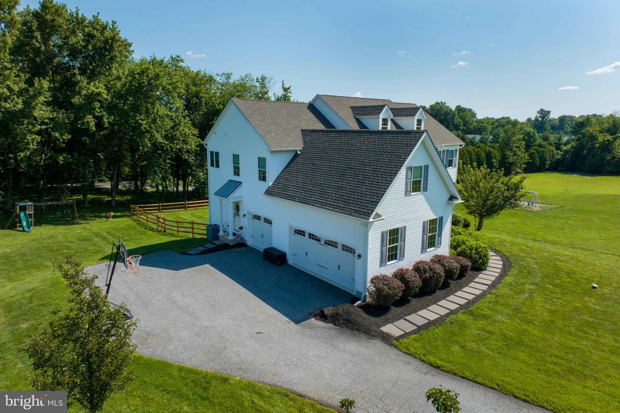 217 Concord Road Garnet Valley, PA 19060 - Photo 4 of 61 Gallery Image 4