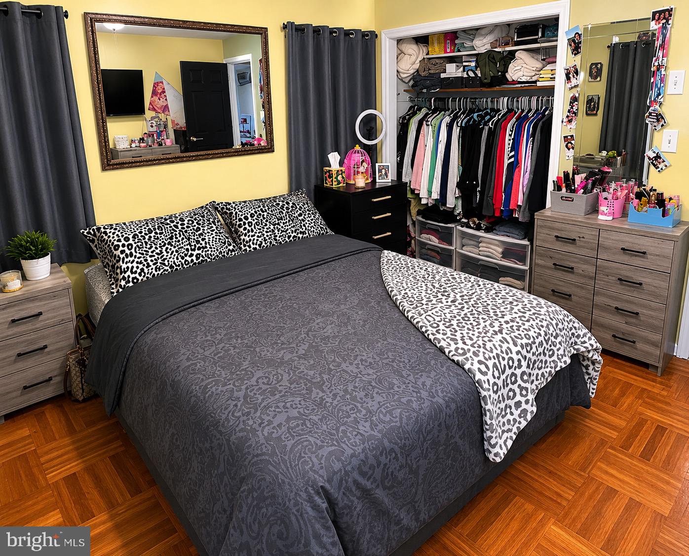 54 Warwick Road Stratford, NJ 08084 - Photo 6 of 8 Chic bedroom with stylish accents.