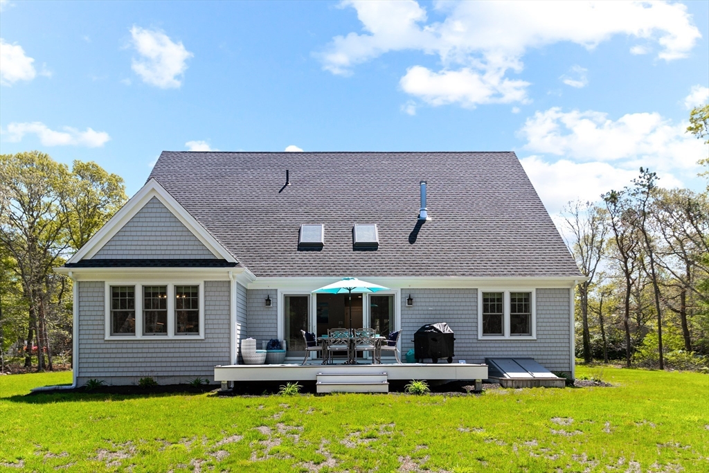 65 St Marks Road East Falmouth, MA 02536 - Photo 13 of 41