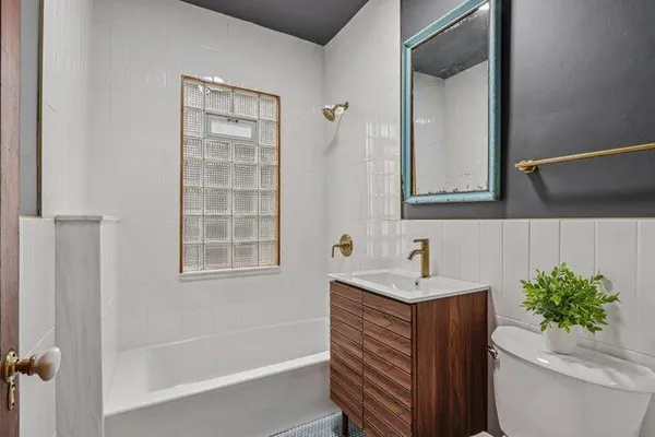 $399,900 | 3421 North Fratney Street, Milwaukee, WI 53212