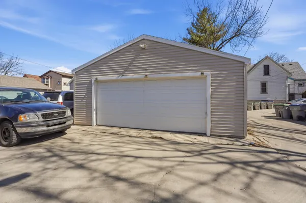 $399,900 | 3421 North Fratney Street, Milwaukee, WI 53212