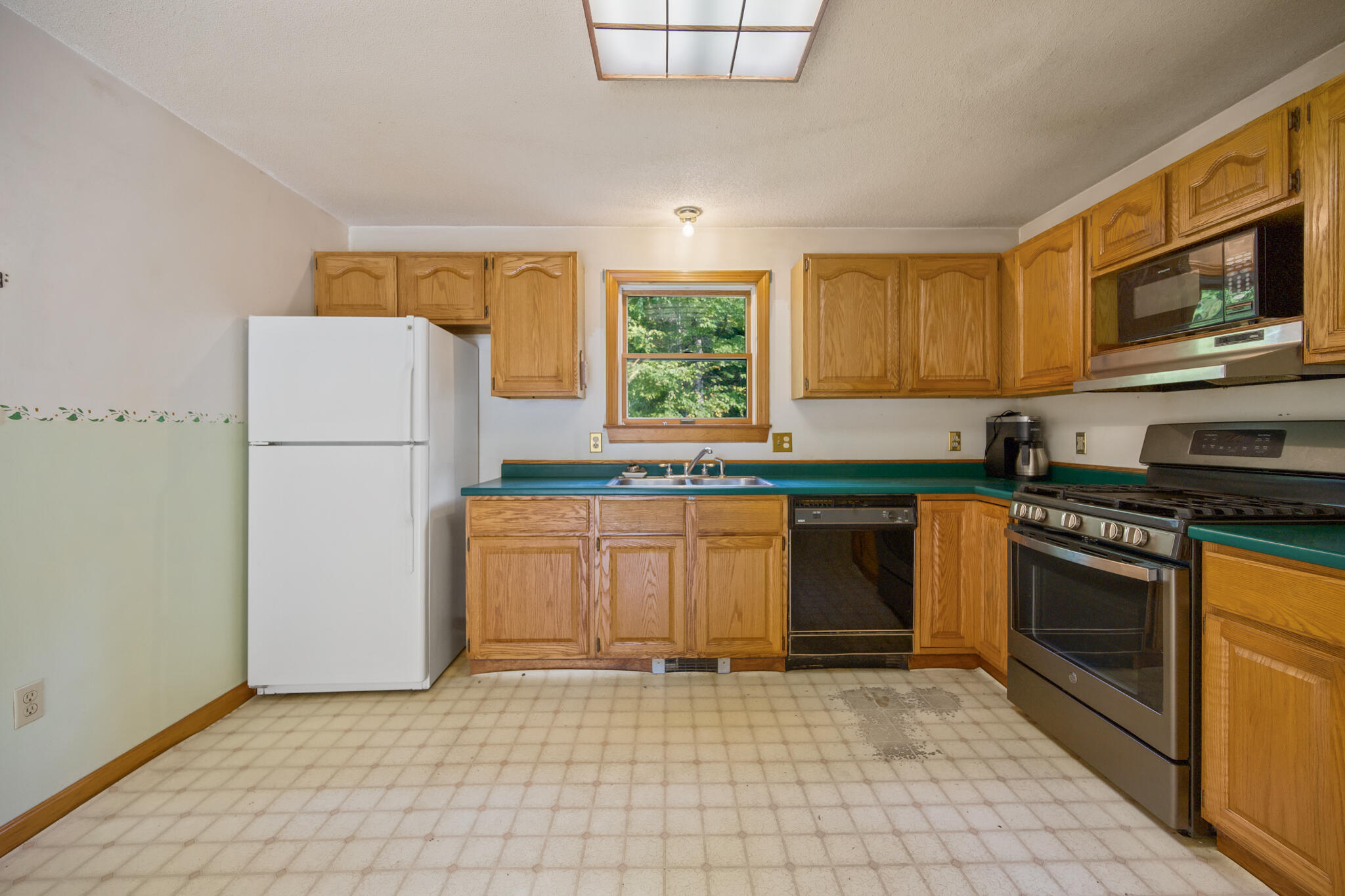 564 Fuller Road Carmel, ME 04419 - Photo 5 of 44 564 Fuller Rd