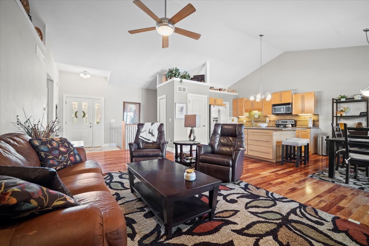 2853 Jacob Lane Normal, IL 61761 - Photo 4 of 30 Gallery Image 4