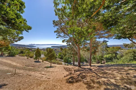 $3,595,000 | 107 Mt Tiburon Road, Tiburon, CA 94920