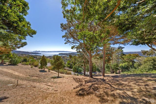 $3,595,000 | 107 Mt Tiburon Road, Tiburon, CA 94920