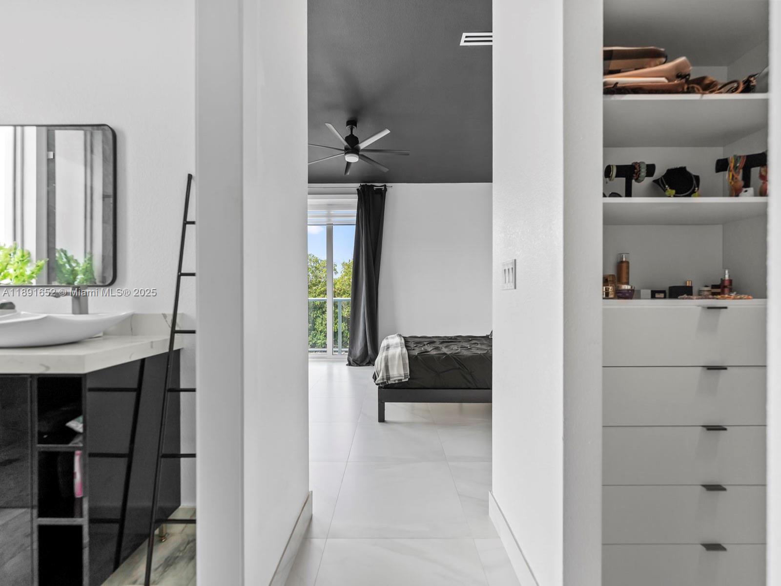 474 Bahia Honda Road Key Largo, FL 33037 - Photo 21 of 33 a view of kitchen and living room