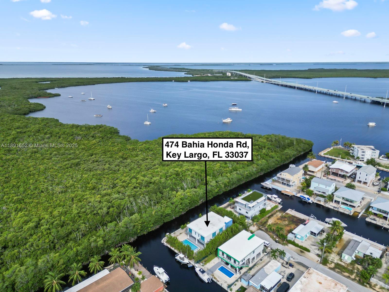 474 Bahia Honda Road Key Largo, FL 33037 - Photo 3 of 33 a view of a city from a terrace