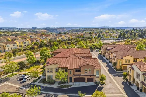 $895,000 | 11130 Taloncrest Way, Unit 19, San Diego, CA 92126