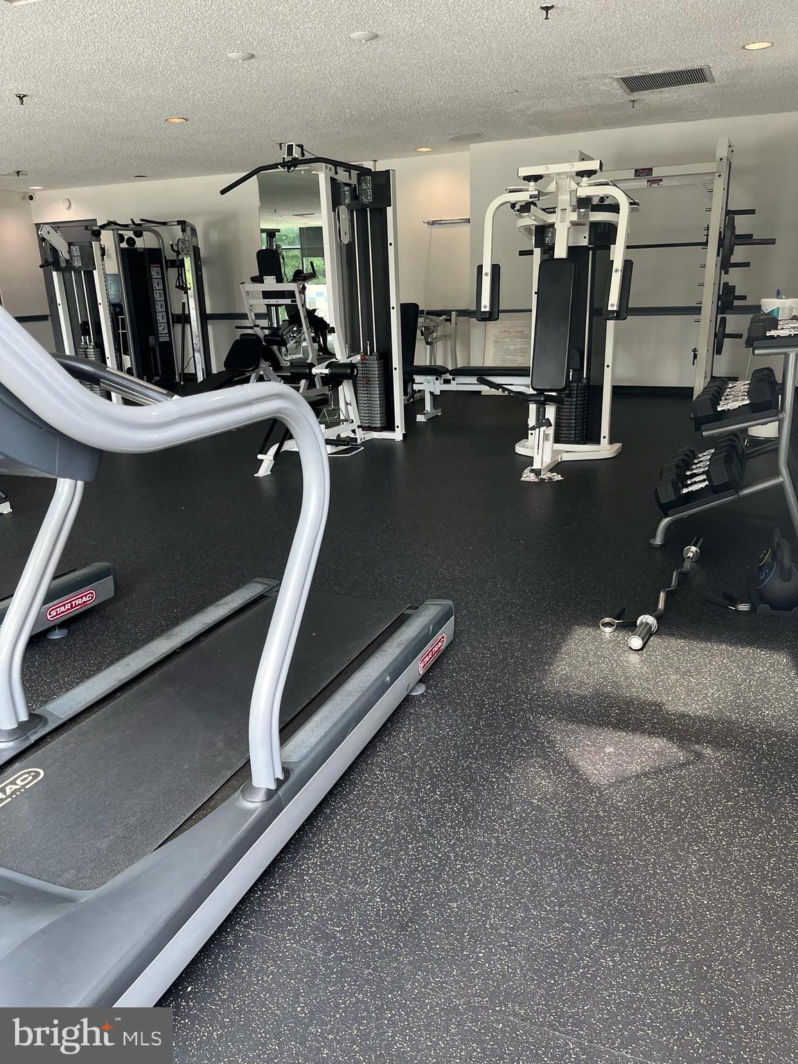 5911 Edsall Road, Unit 406 Alexandria, VA 22304 - Photo 37 of 44 FITNESS CENTER