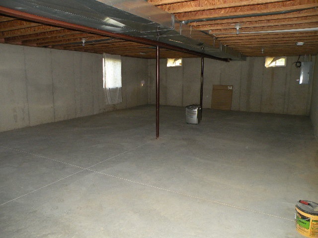 5711 Colby Road Owosso, MI 48867 - Photo 22 of 28 31330076-21.JPG