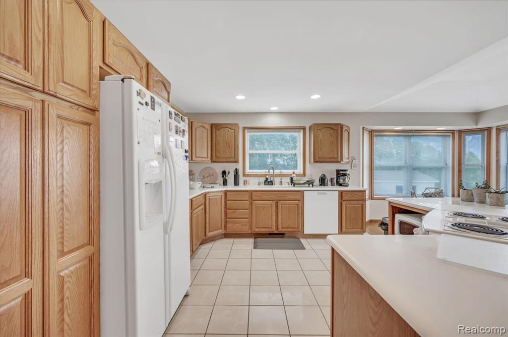 2551 Marathon Road Lapeer, MI 48446 - Photo 14 of 33