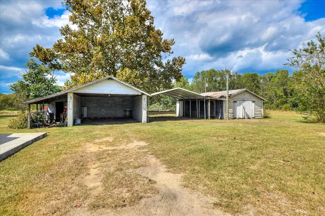 $249,900 | 2135 Fort Creek Road, Dearing, GA 30808