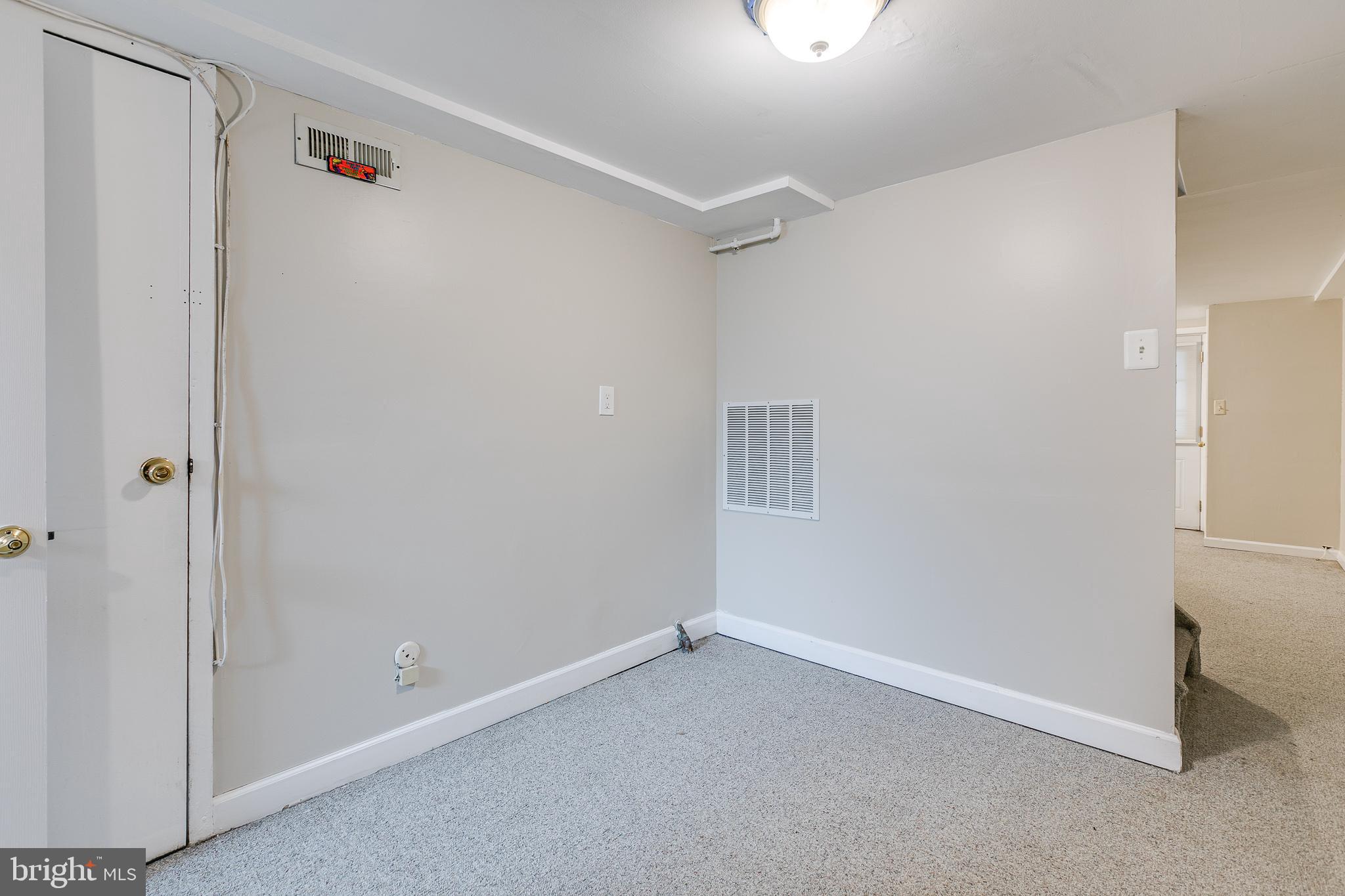 10910 East Keswick Road Philadelphia, PA 19154 - Photo 18 of 35 Finish Basement