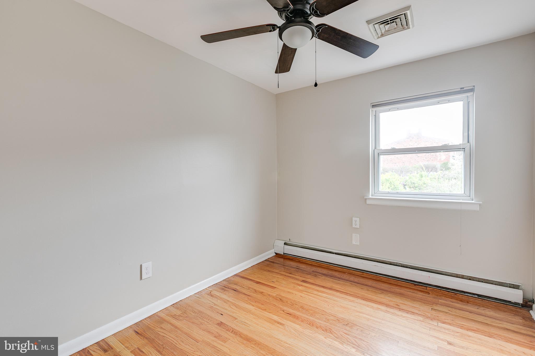 10910 East Keswick Road Philadelphia, PA 19154 - Photo 25 of 35 Bedroom