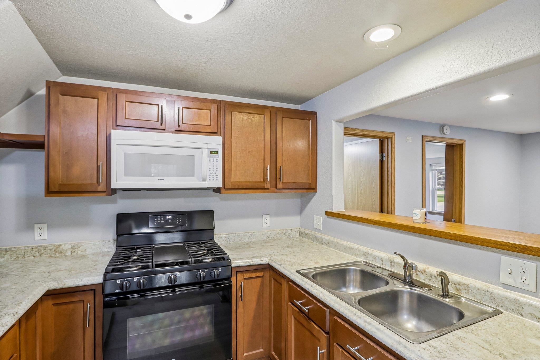 309 Cedar Street Baraboo, WI 53913 - Photo 16 of 55