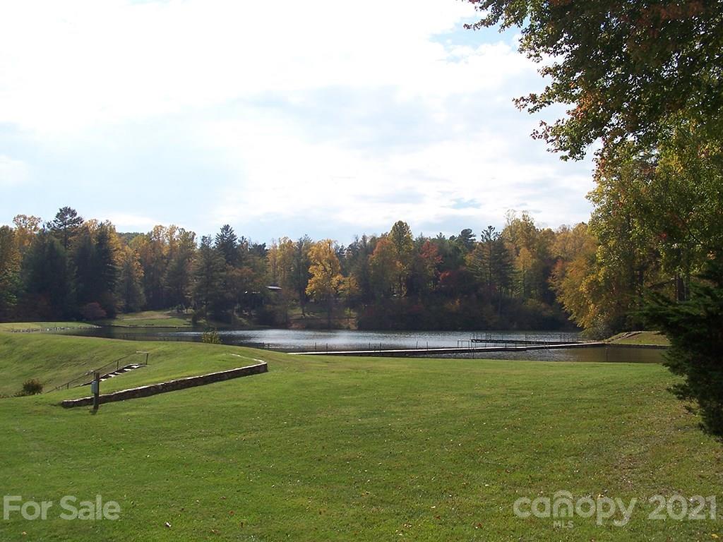 M95 Hawks Crest, Unit M95 Brevard, NC 28712 - Photo 5 of 6