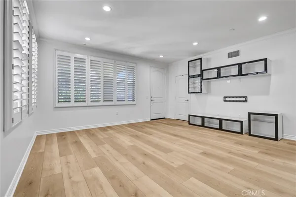 $3,888 | 130 Rose Arch, Irvine, CA 92620