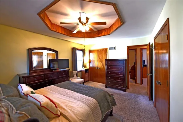 $325,000 | 822 South 57 Terrace, Kansas City, KS 66106