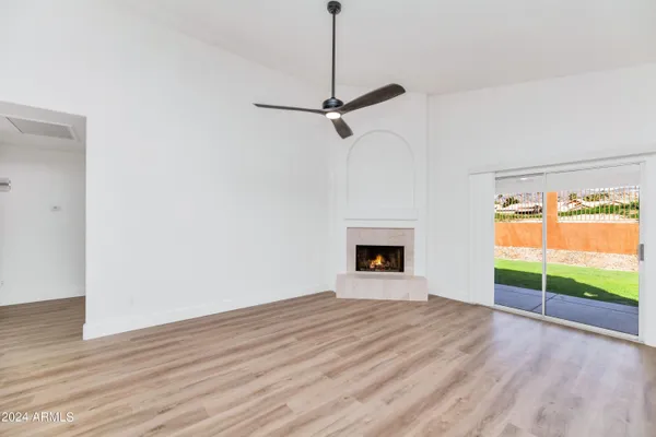 $2,900 | 1706 East Windsong Drive, Phoenix, AZ 85048