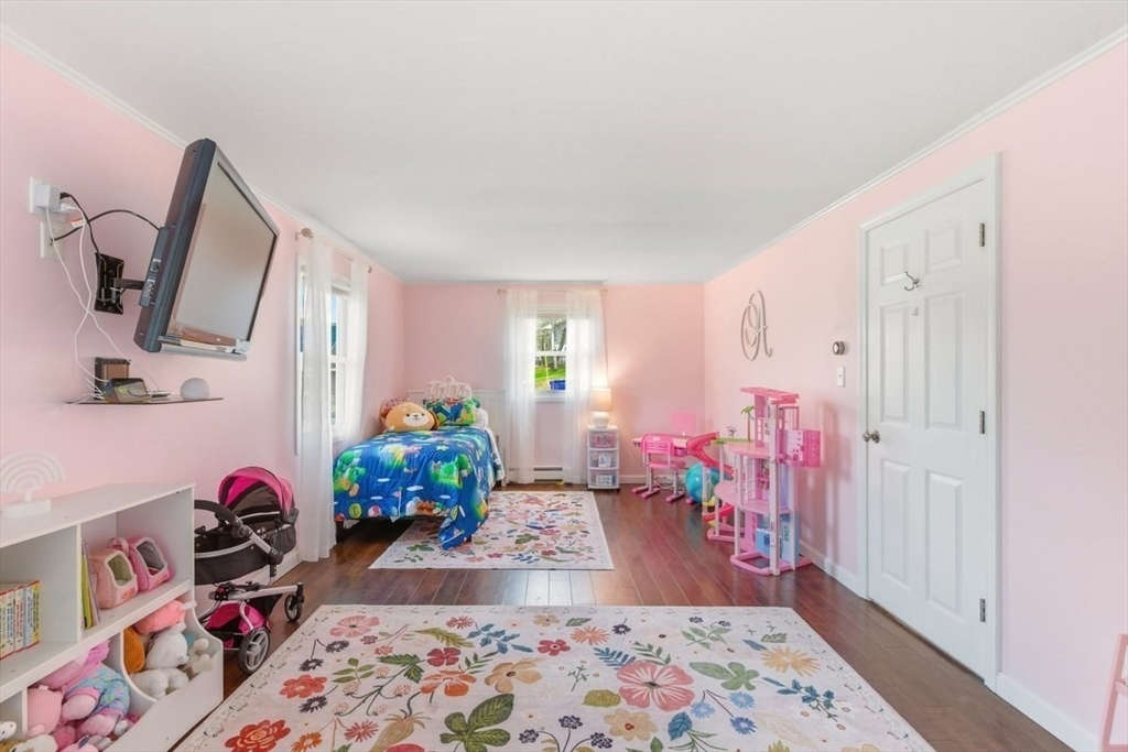 10 Albert Road Bourne, MA 02559 - Photo 22 of 40