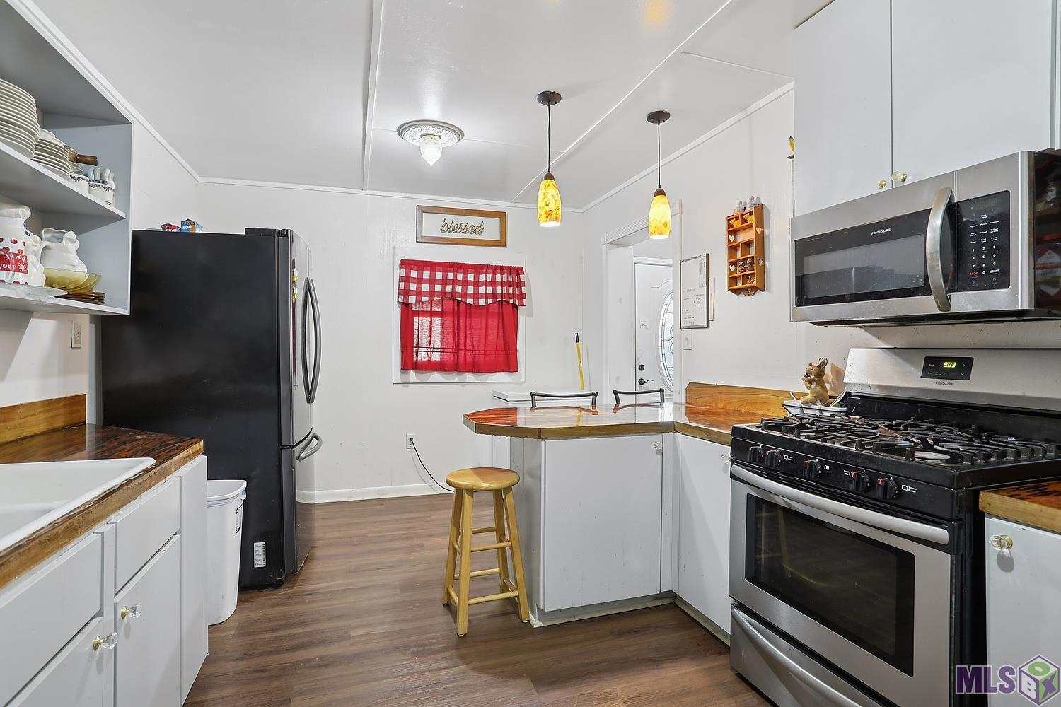 20224 Riverside Road Springfield, LA 70462 - Photo 5 of 15