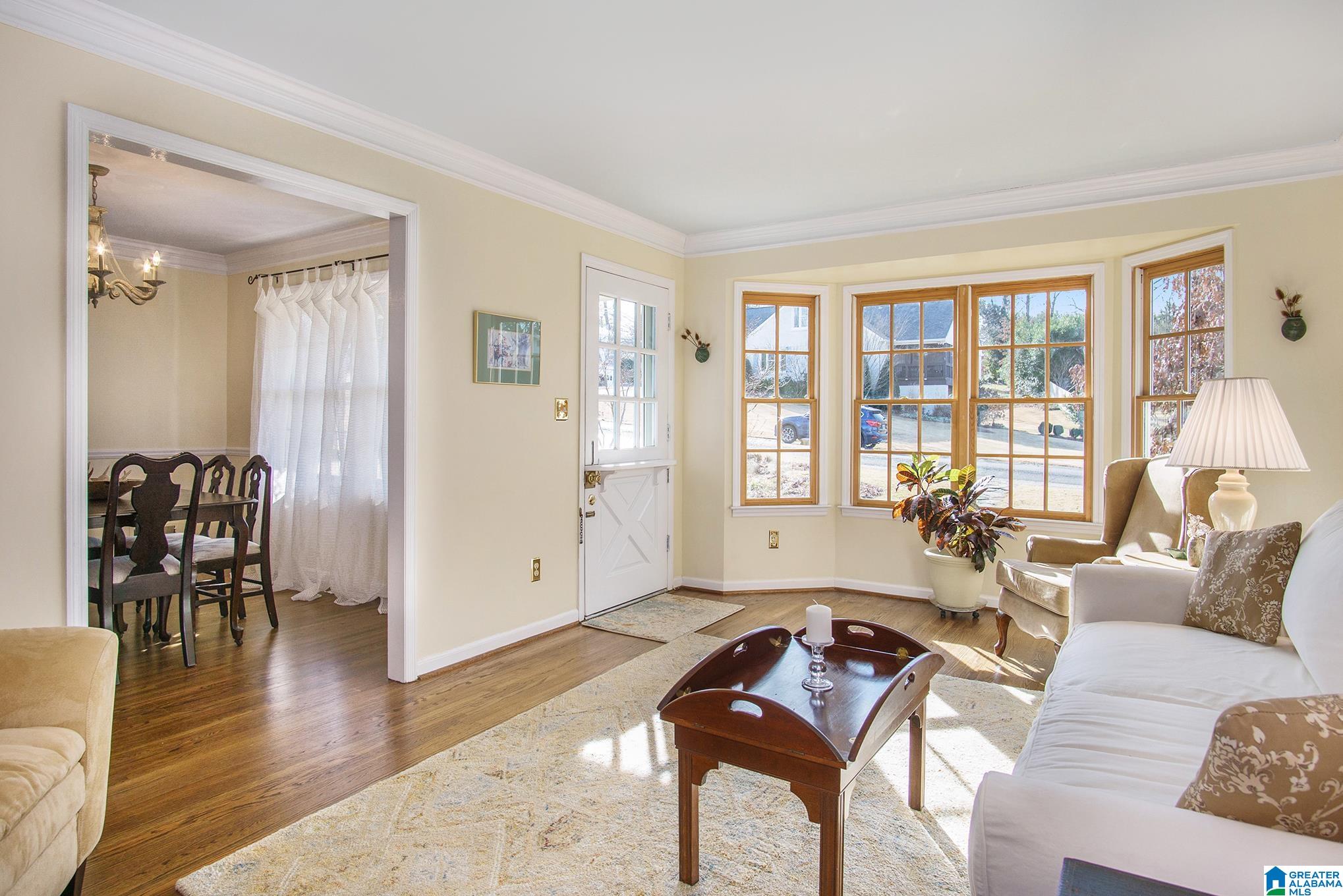 3132 Dolly Ridge Drive Birmingham, AL 35243 - Photo 5 of 40