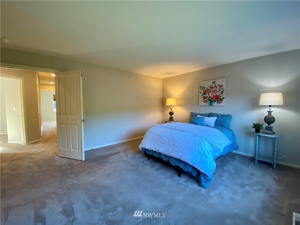 27524 Maple Ridge Way Southeast Maple Valley, WA 98038 - Photo 20 of 29
