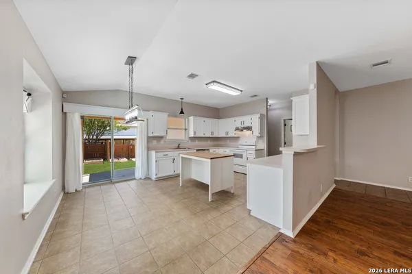 $1,800 | 659 Coral Harbor, San Antonio, TX 78251