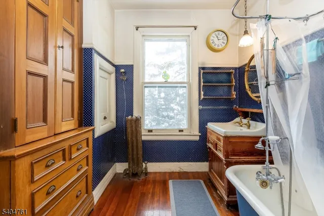 $999,000 | 20 Prospect Terrace, Montclair, NJ 07042