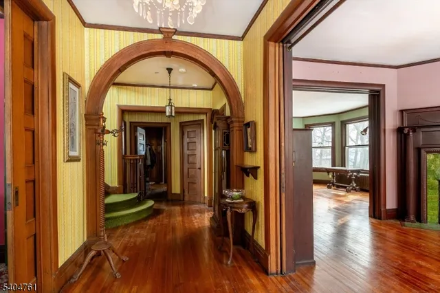 $999,000 | 20 Prospect Terrace, Montclair, NJ 07042