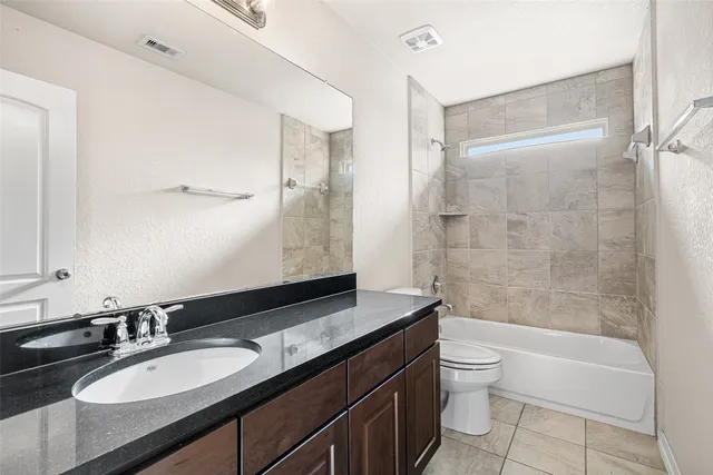 $495,000 | 4203 Tranquil View Drive, Houston, TX 77084