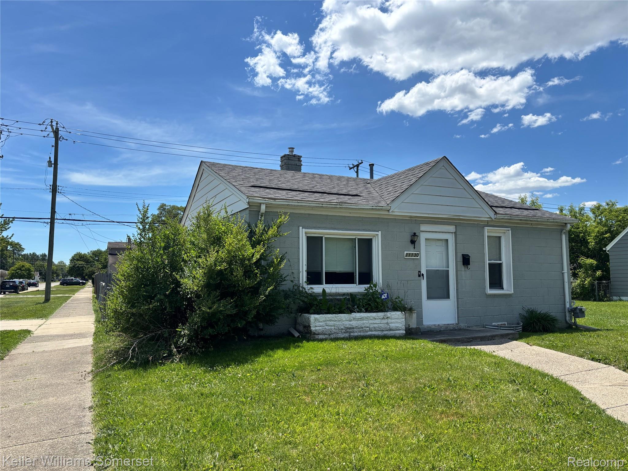 11130 Stephens Road Warren, MI 48089 - Photo 2 of 11