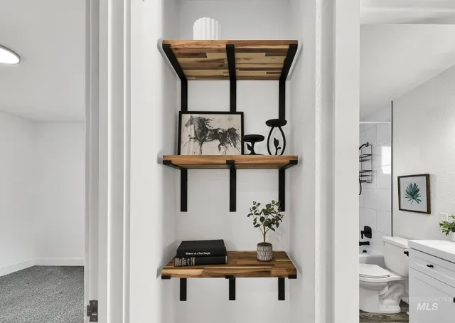 $699,000 | 22996 Blessinger Road, Star, ID 83669