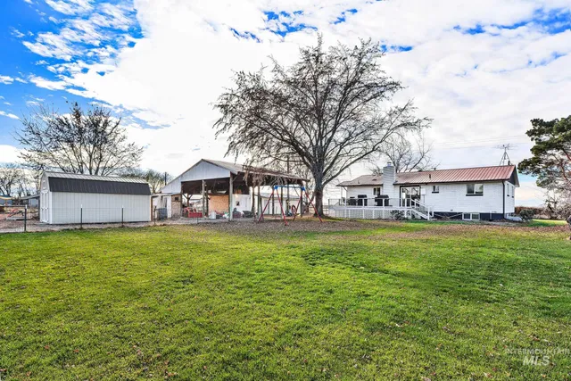 $699,000 | 22996 Blessinger Road, Star, ID 83669