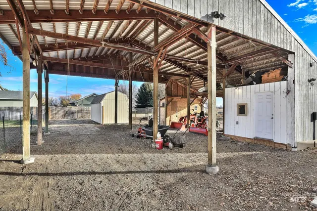 $699,000 | 22996 Blessinger Road, Star, ID 83669