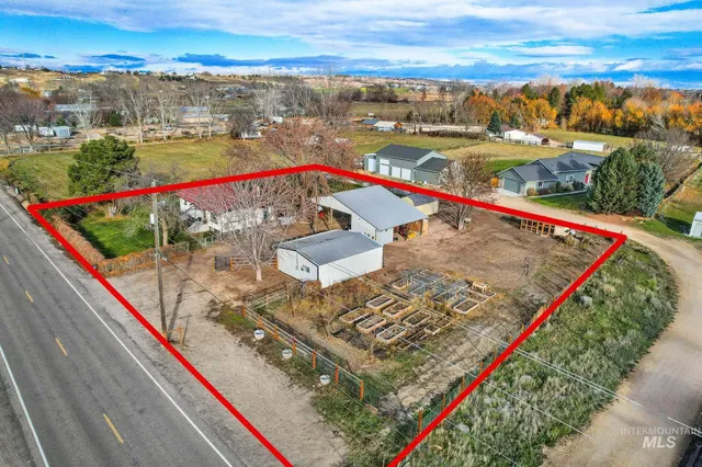 $699,000 | 22996 Blessinger Road, Star, ID 83669