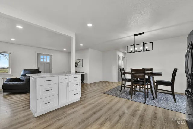 $699,000 | 22996 Blessinger Road, Star, ID 83669