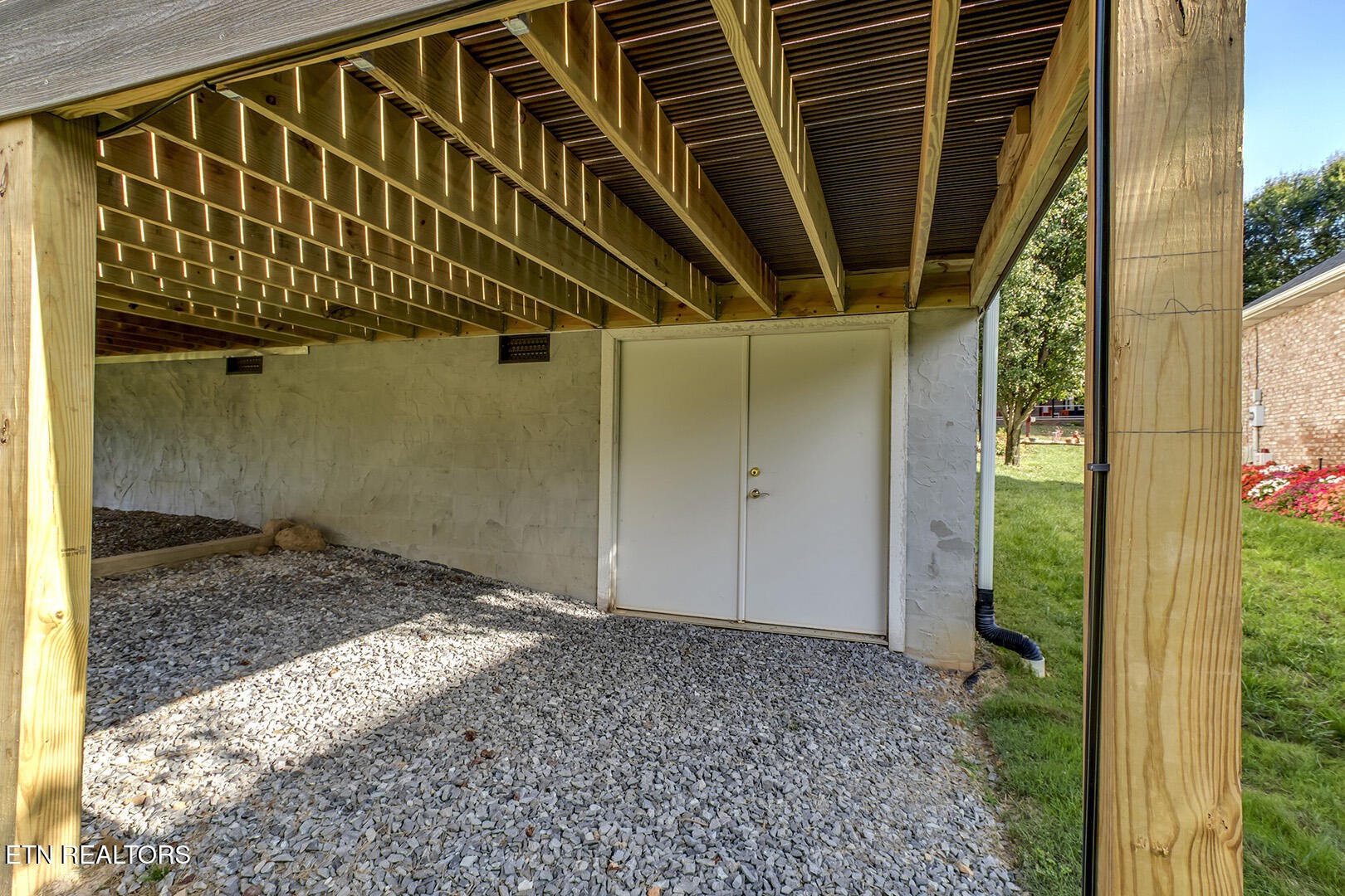 134 Daleyuhski Way Loudon, TN 37774 - Photo 40 of 54 a view of a porch