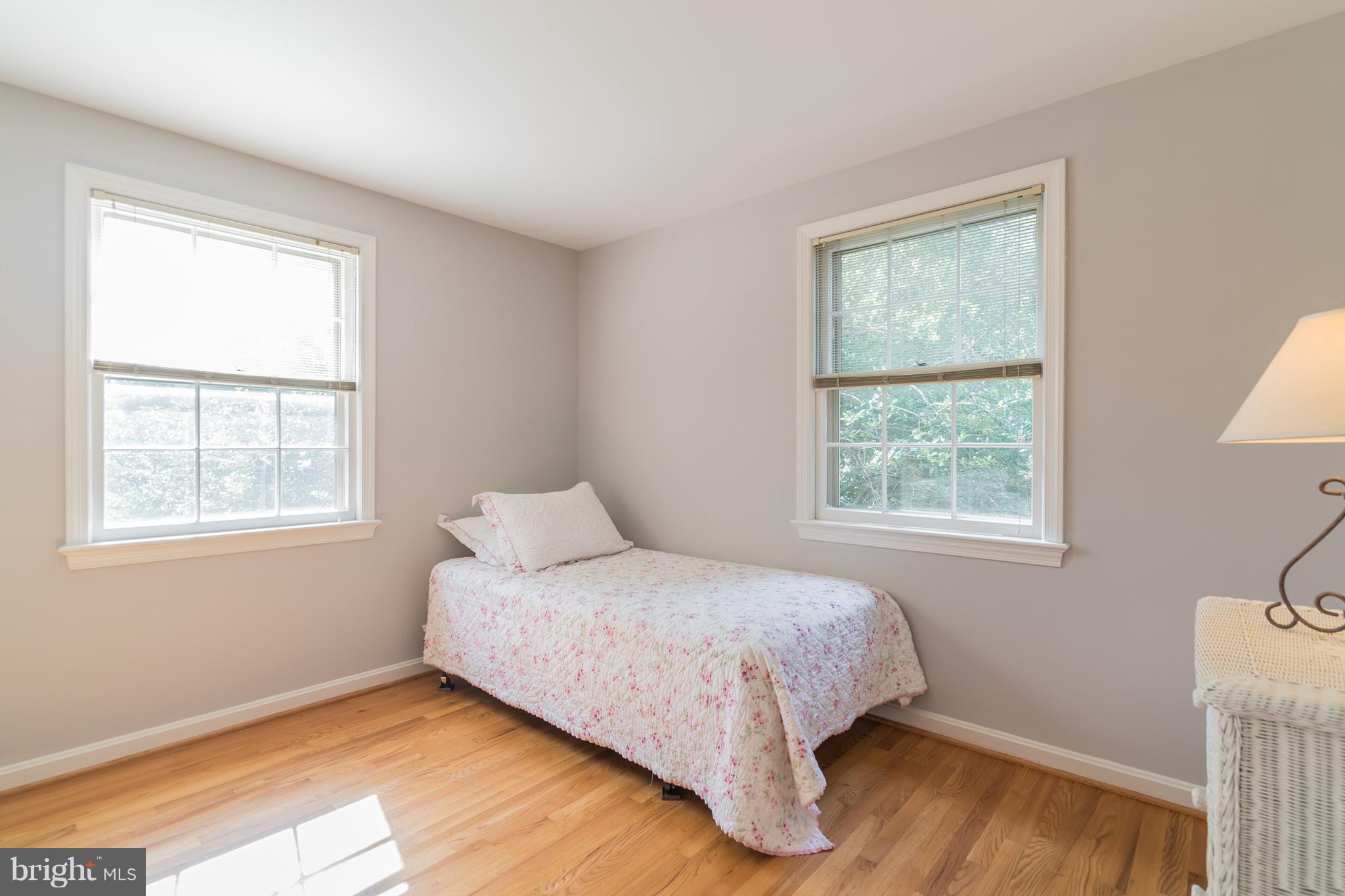 8300 Aqueduct Road Potomac, MD 20854 - Photo 24 of 30 Bedroom #5