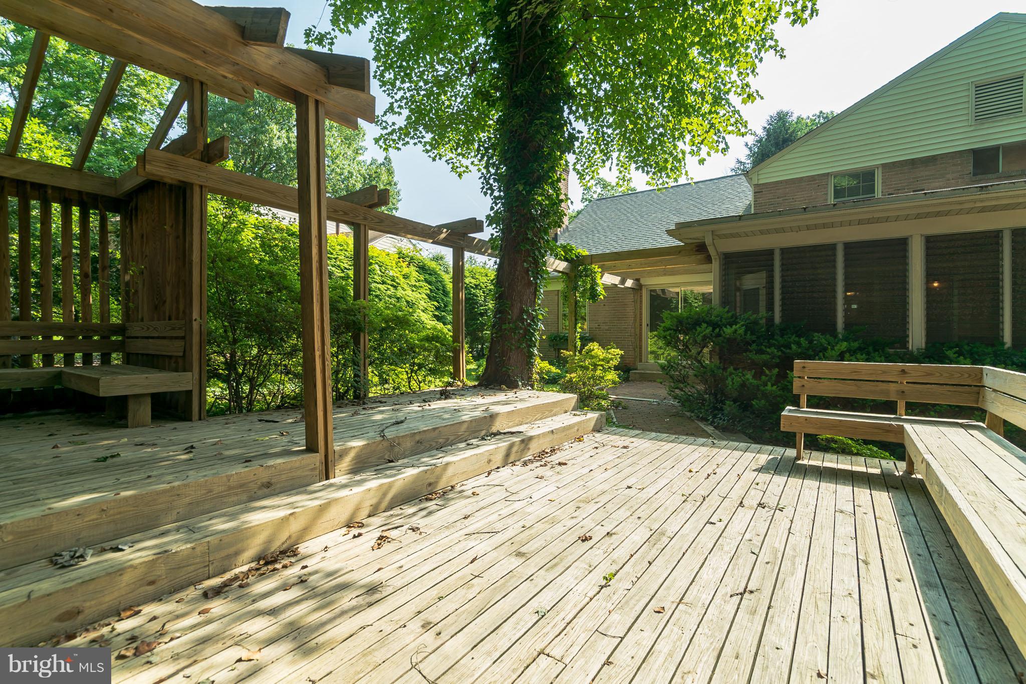 8300 Aqueduct Road Potomac, MD 20854 - Photo 29 of 30 Tiered Deck