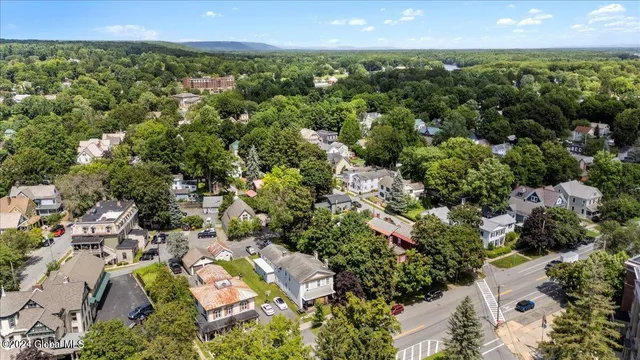 $950,000 | 109 Lake Avenue, Saratoga Springs, NY 12866