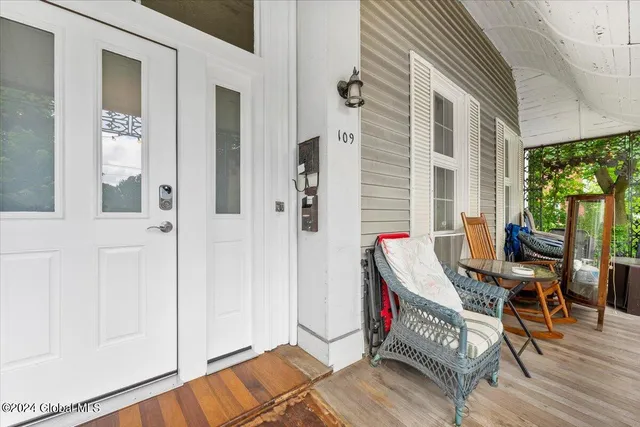 $950,000 | 109 Lake Avenue, Saratoga Springs, NY 12866