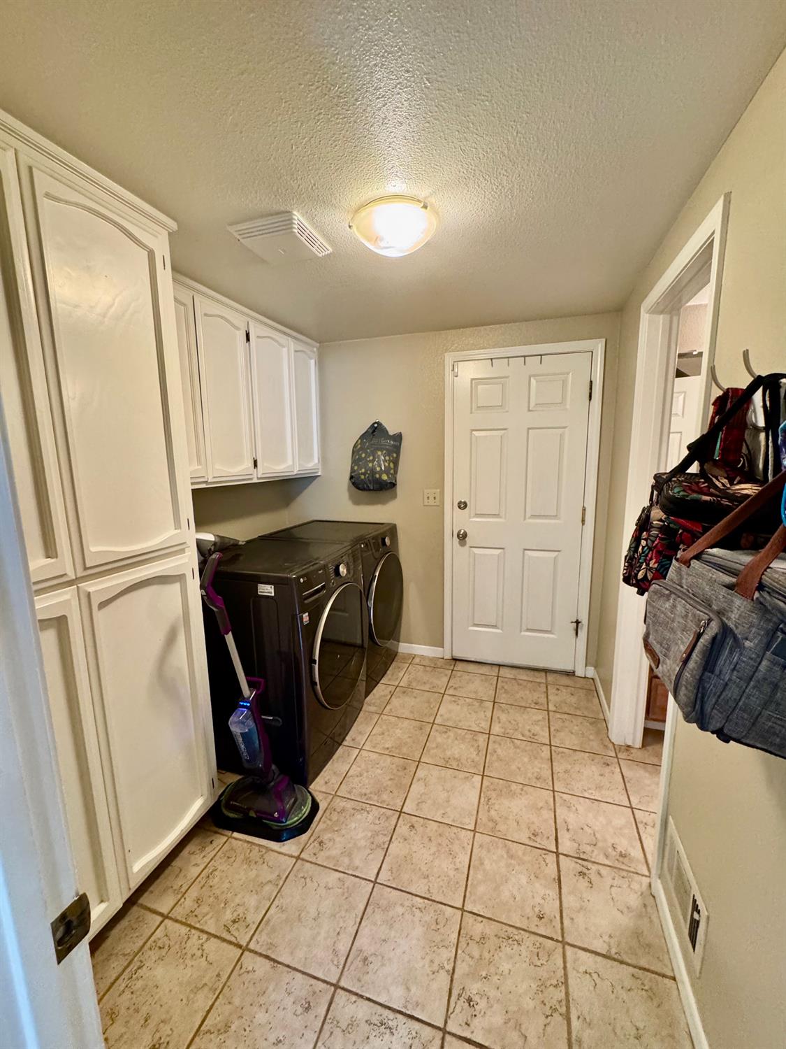 2304 Ridderkerk Circle Modesto, CA 95356 - Photo 15 of 34