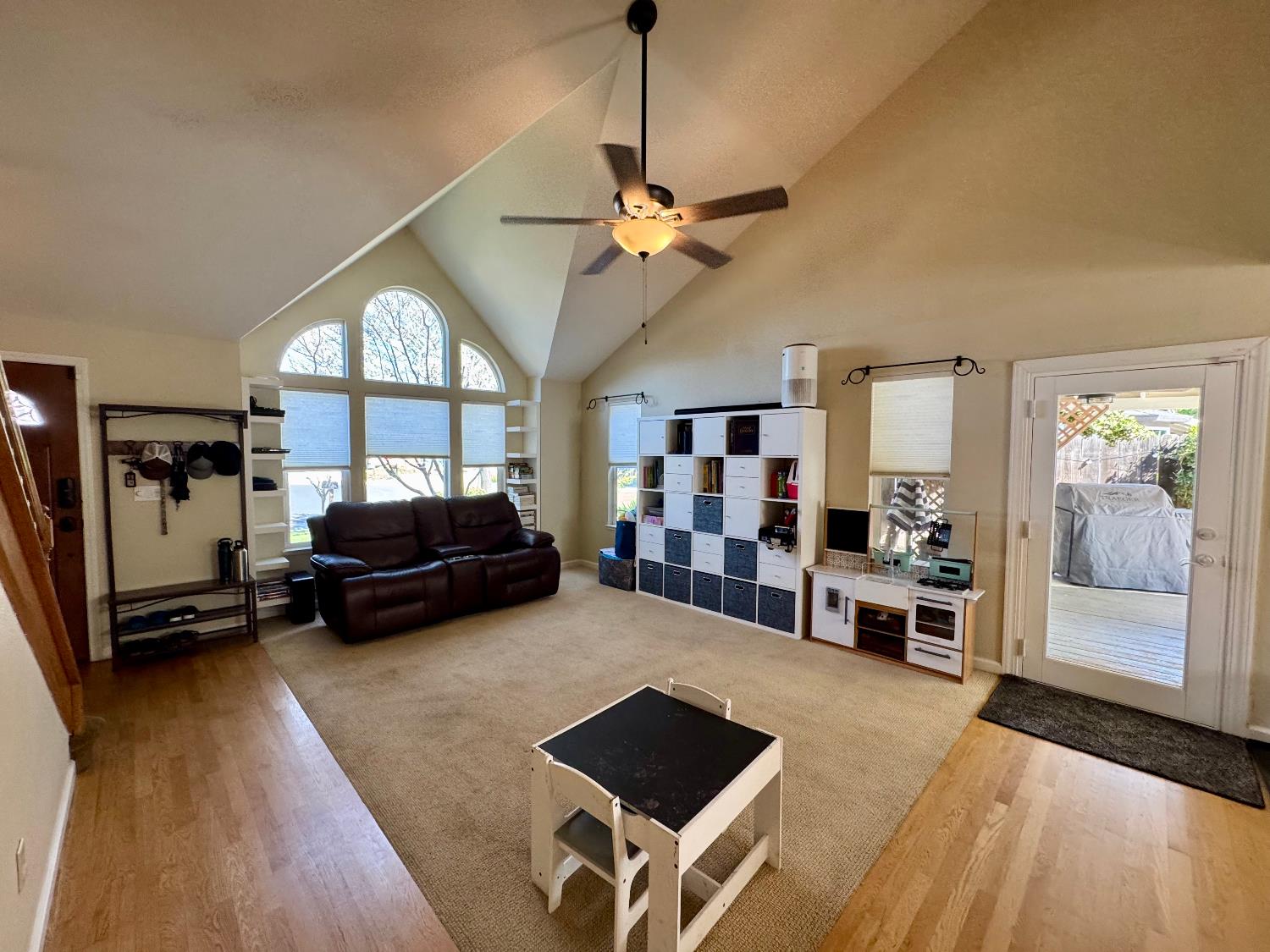 2304 Ridderkerk Circle Modesto, CA 95356 - Photo 5 of 34