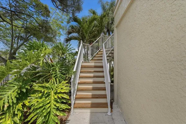 $1,250,000 | 196 Shore Drive, Palm Harbor, FL 34683