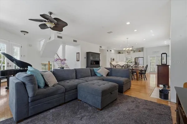 $1,250,000 | 196 Shore Drive, Palm Harbor, FL 34683