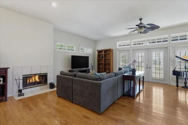 $1,250,000 | 196 Shore Drive, Palm Harbor, FL 34683